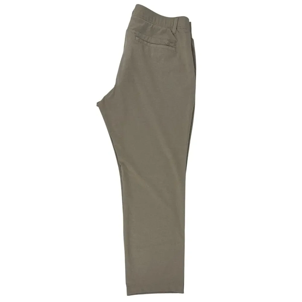 Under Armour Men's Pants 38x29‎ Beige Performance Stretch Waist Golf Casual EUC